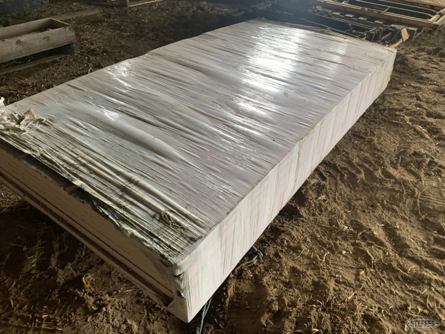 (6) Sheets 4x8 of pink styrofoam insulation